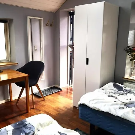 Cosy In A Garden Ishøj